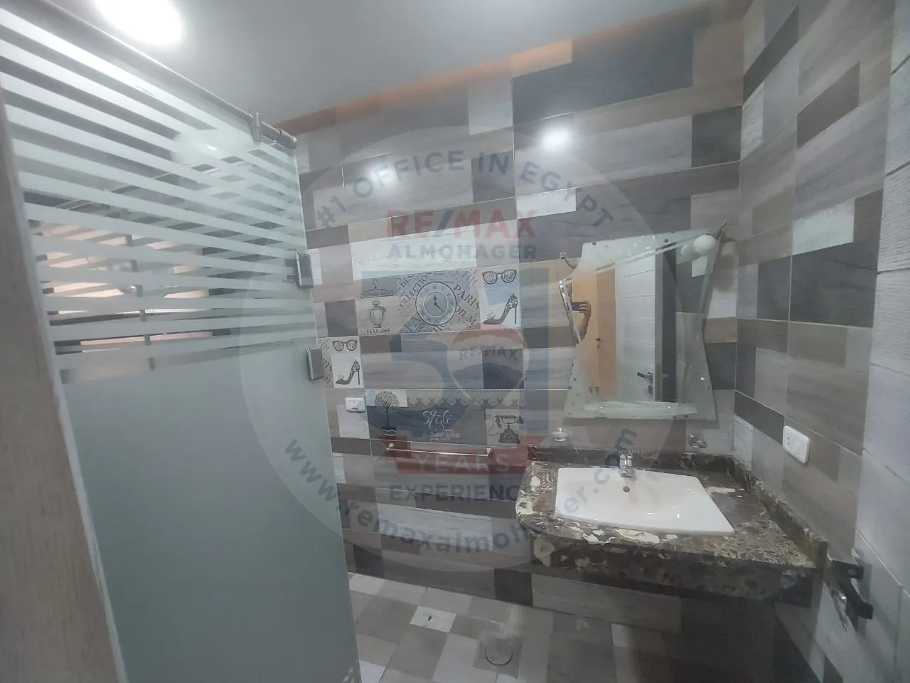 Apartment in Westown