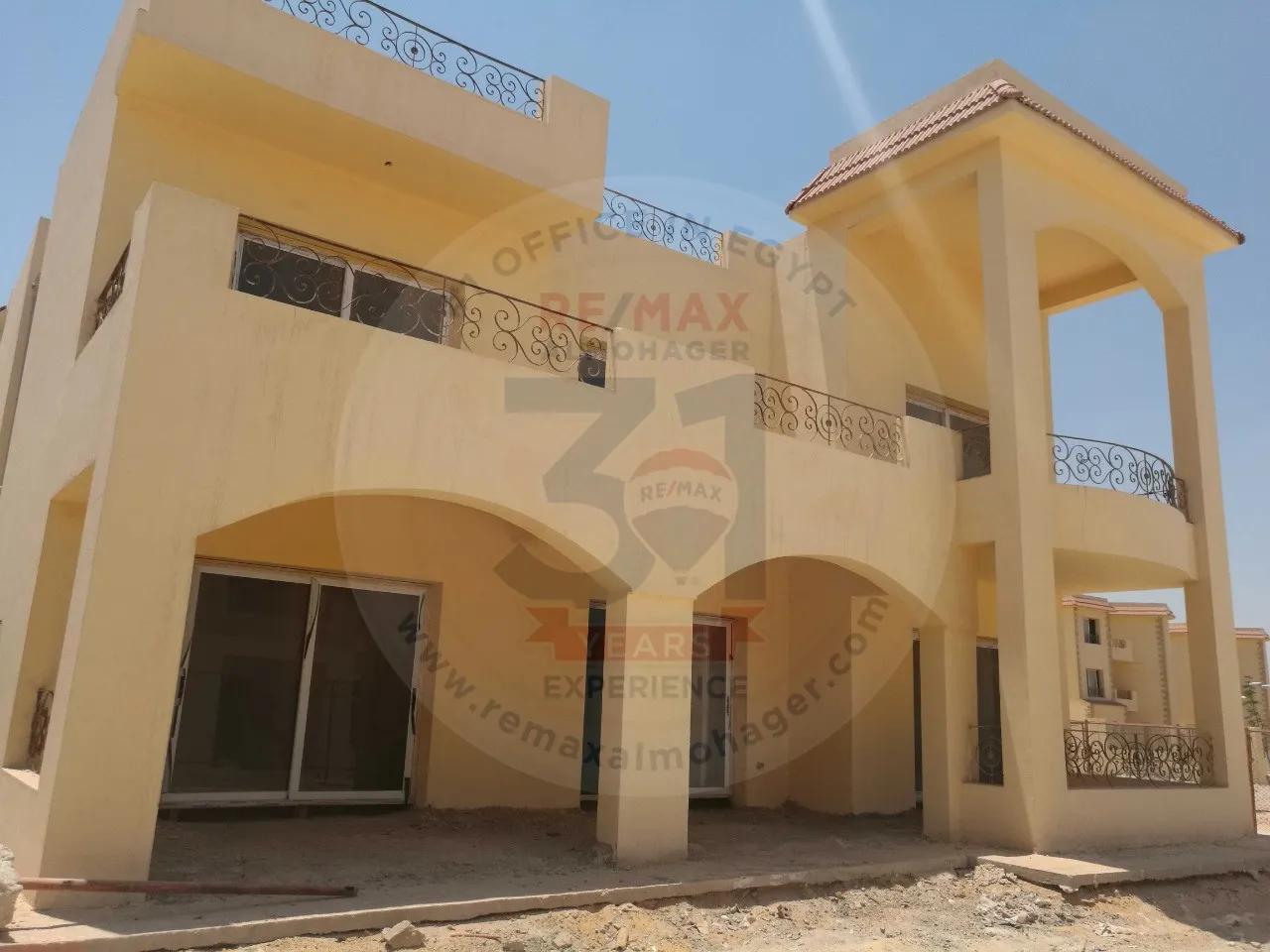 Semi Finished Villa For Sale In Golf Solimania Cristal Type