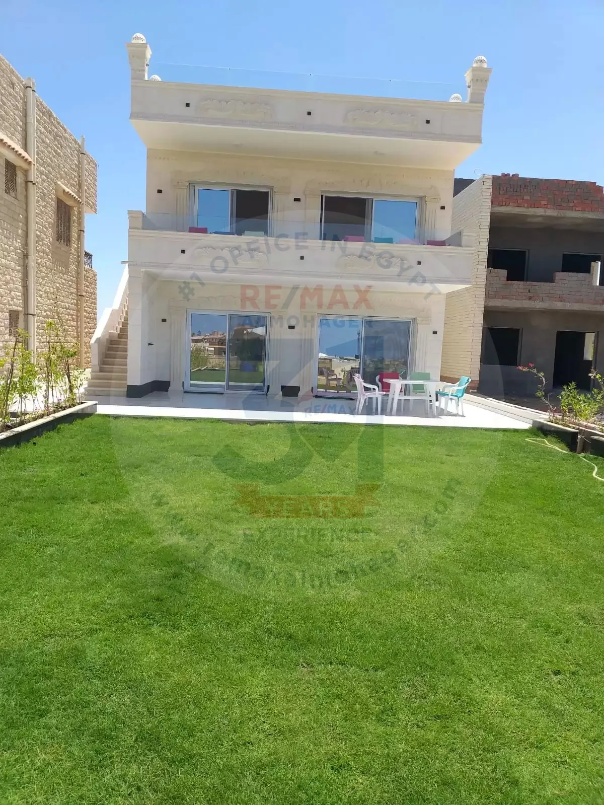 للبيع فى سيدى عبدالرحمن