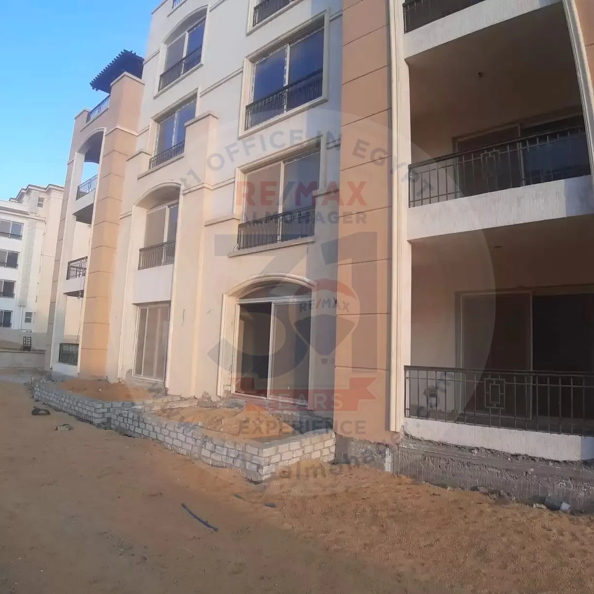 Properties for sale in Stone Residence View with a swimming pool
