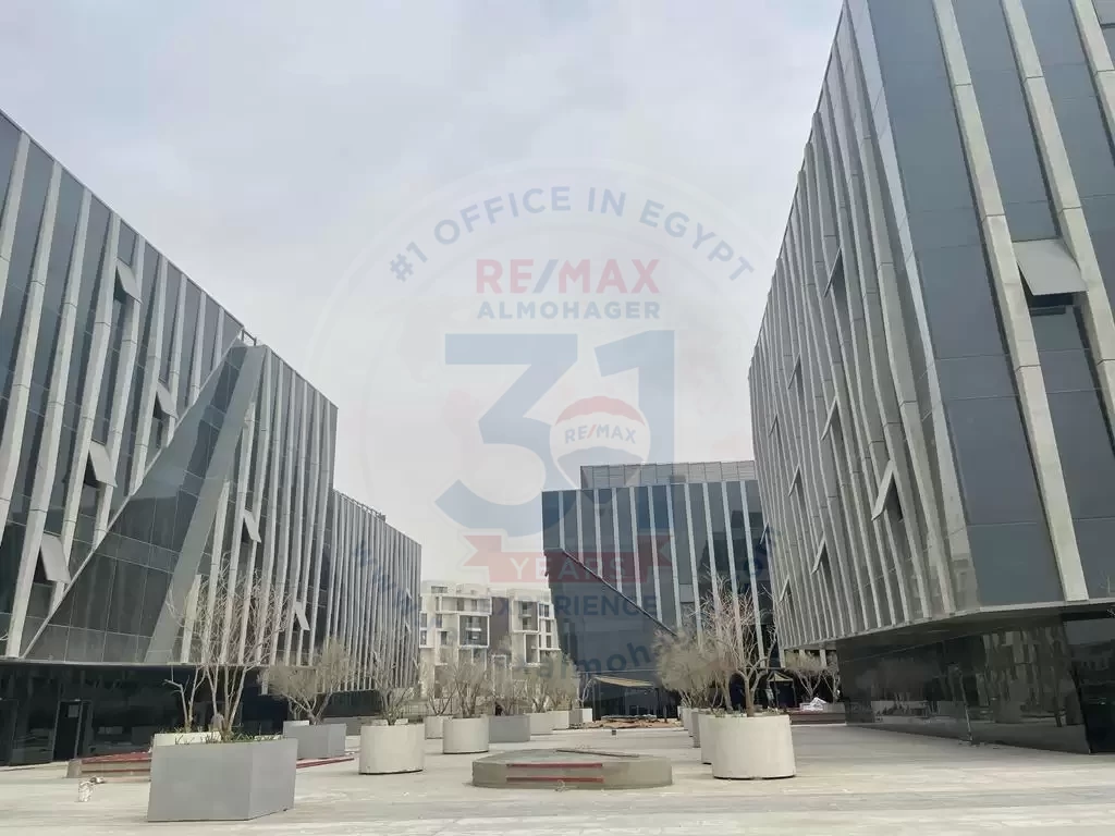 Office for rent in EDNC New Cairo