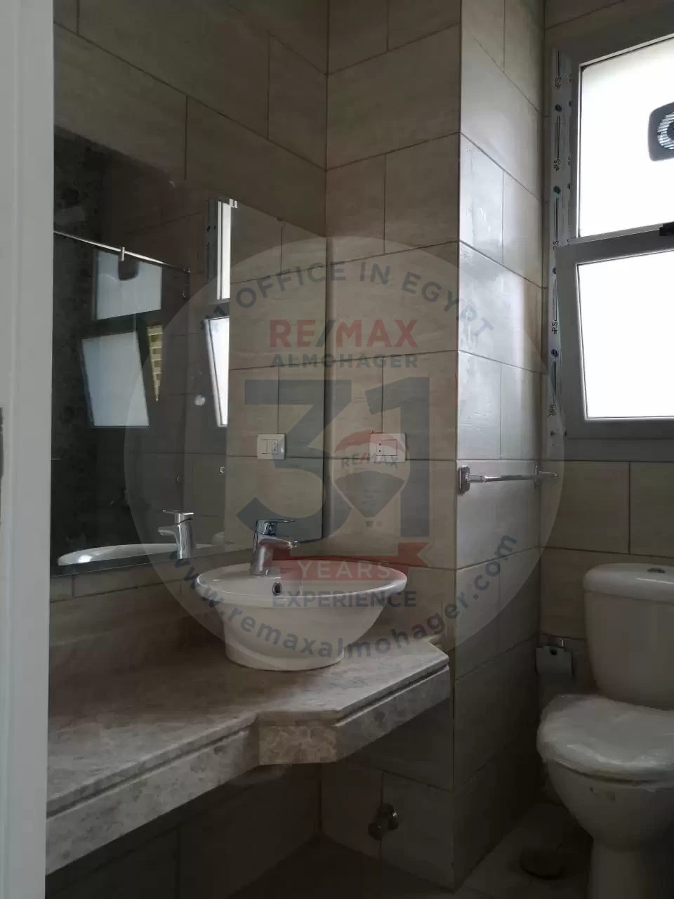 كمبوند فيلج جيت التجمع الخامس