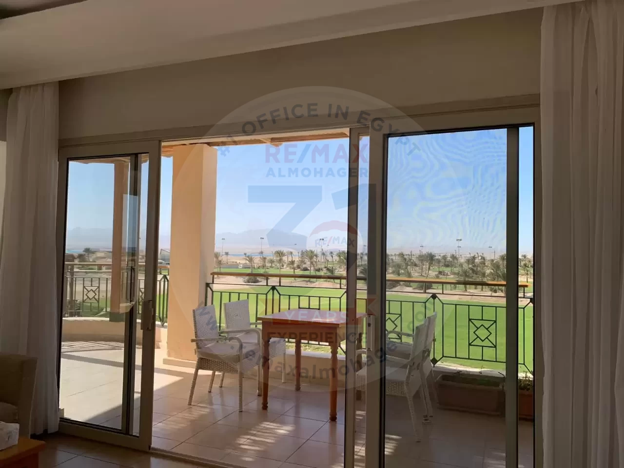 شقق متشطبة فى سوما باى للبيع
