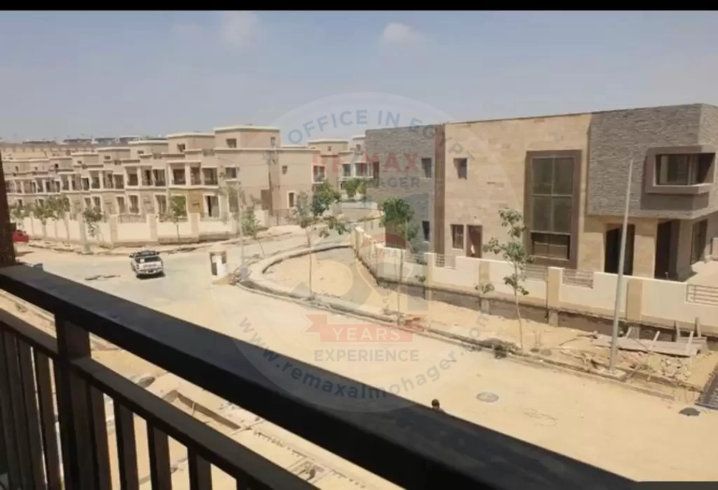 كمبوند تاج سيتي