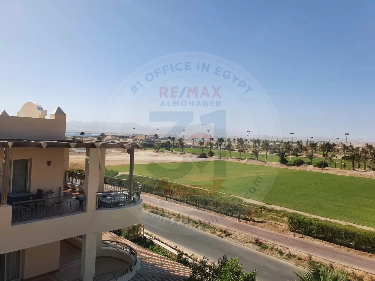 شقق متشطبة فى سوما باى للبيع