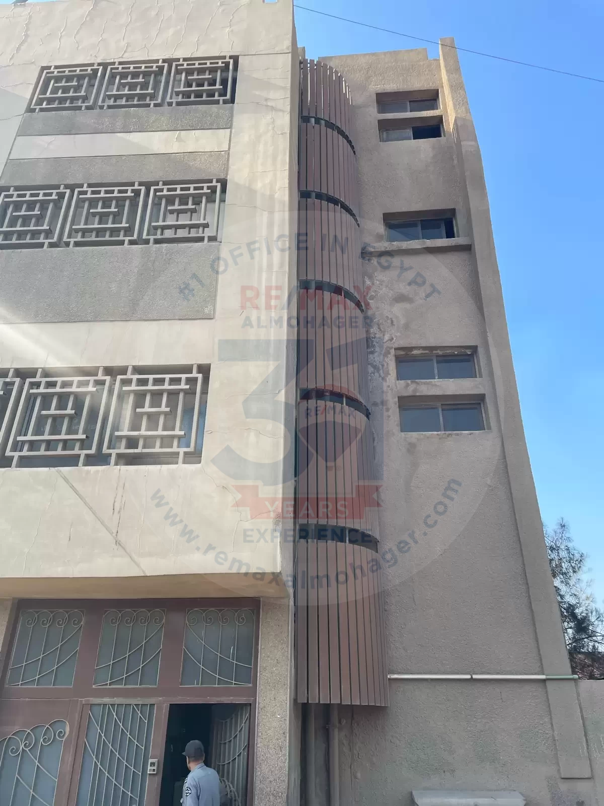 Factory for sale in Abbasiya 2000 sqm exterior facade