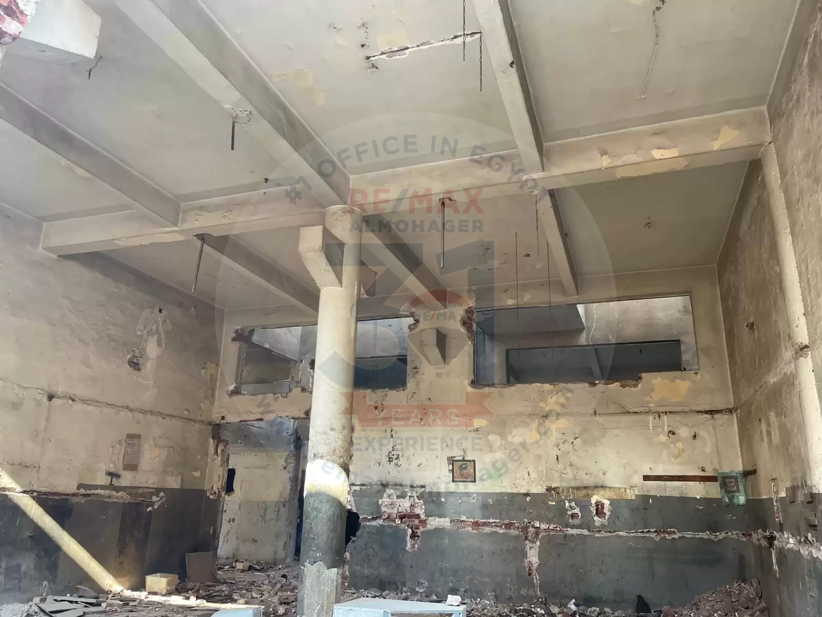 Factory for sale in Abbasiya 2000 sqm interior space