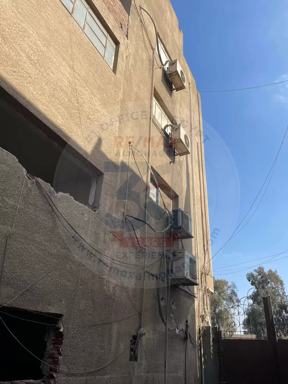 Factory for sale in Abbasiya 2000 sqm multi floor