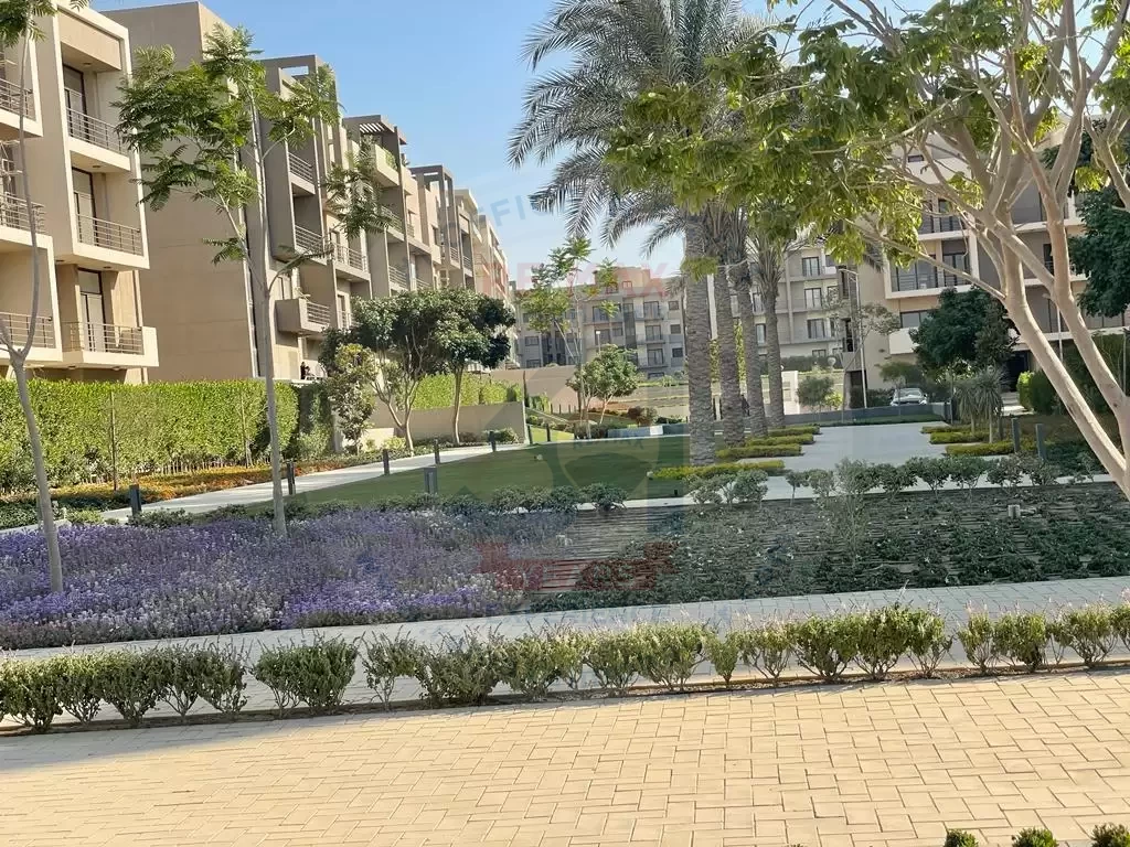 Apartment for rent in Fifth Square