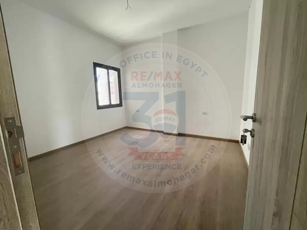 3 Bedrooms apartment for rent