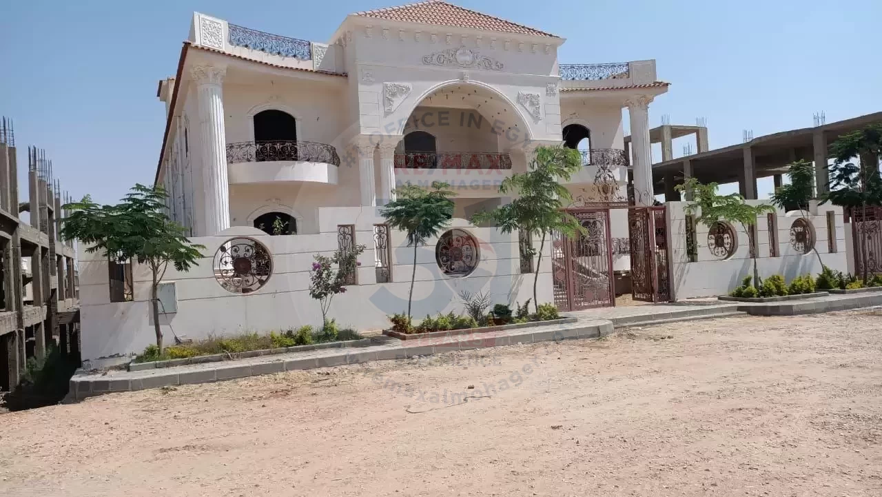 قصر للبيع فى هيليوبليس الجديدة امام مدينتى 2850م