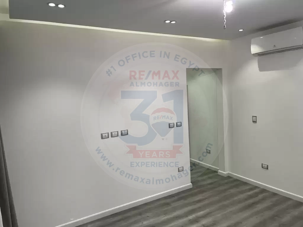 Apartment for rent in Lake View Resedince