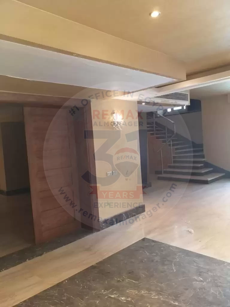 Villa for sale in west somid
