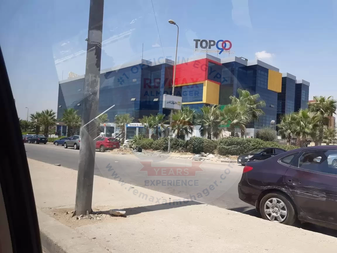 Office for rent in Top 90 Mall