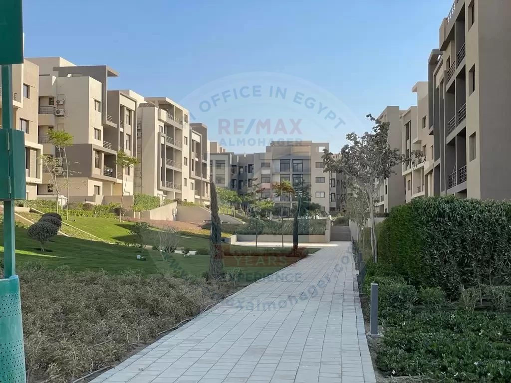 Properties for rent in Fifth Square