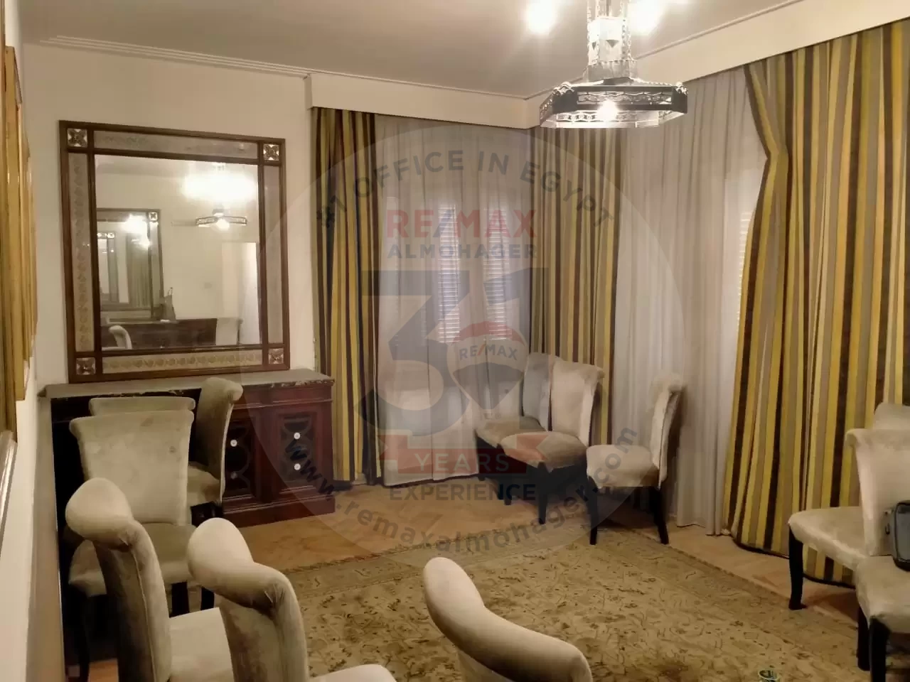 For rent duplex in garden City