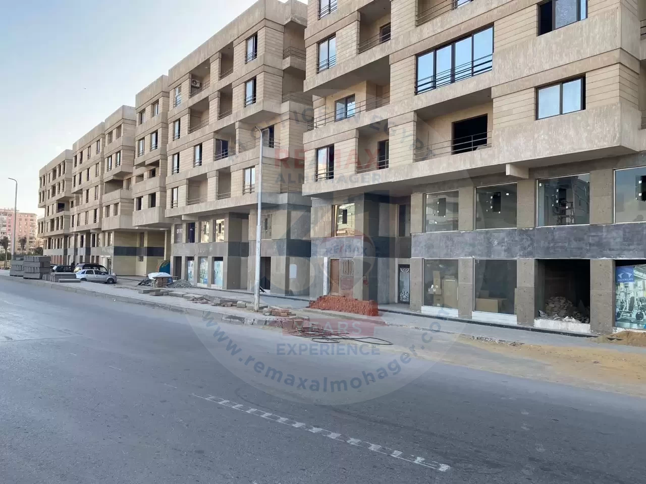 مقر اداري دور ارضي اول طريق الاوتوستراد