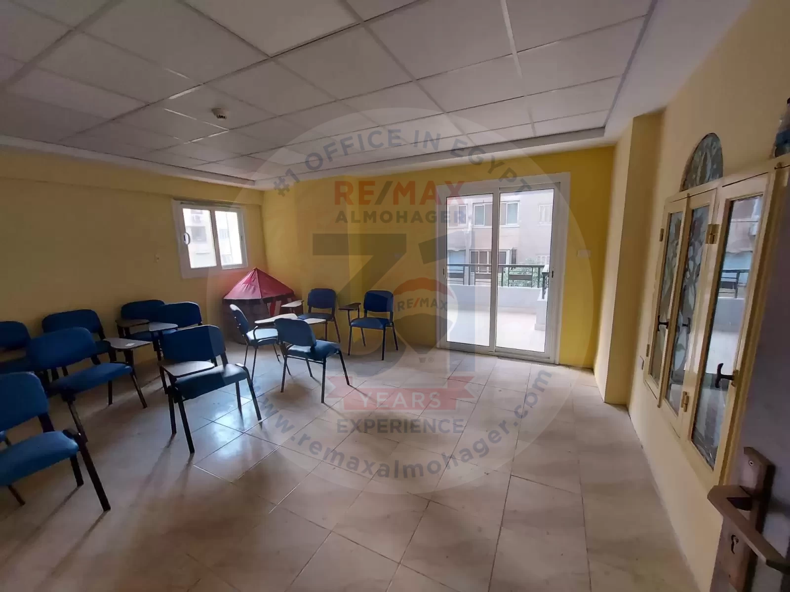 Villa for sale in Heliopolis, with an area of ​​1000 square meters, suitable for an administrative building