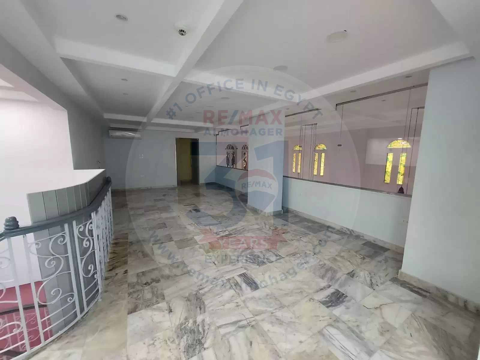Villa for sale in Heliopolis, with an area of ​​1000 square meters, suitable for an administrative building