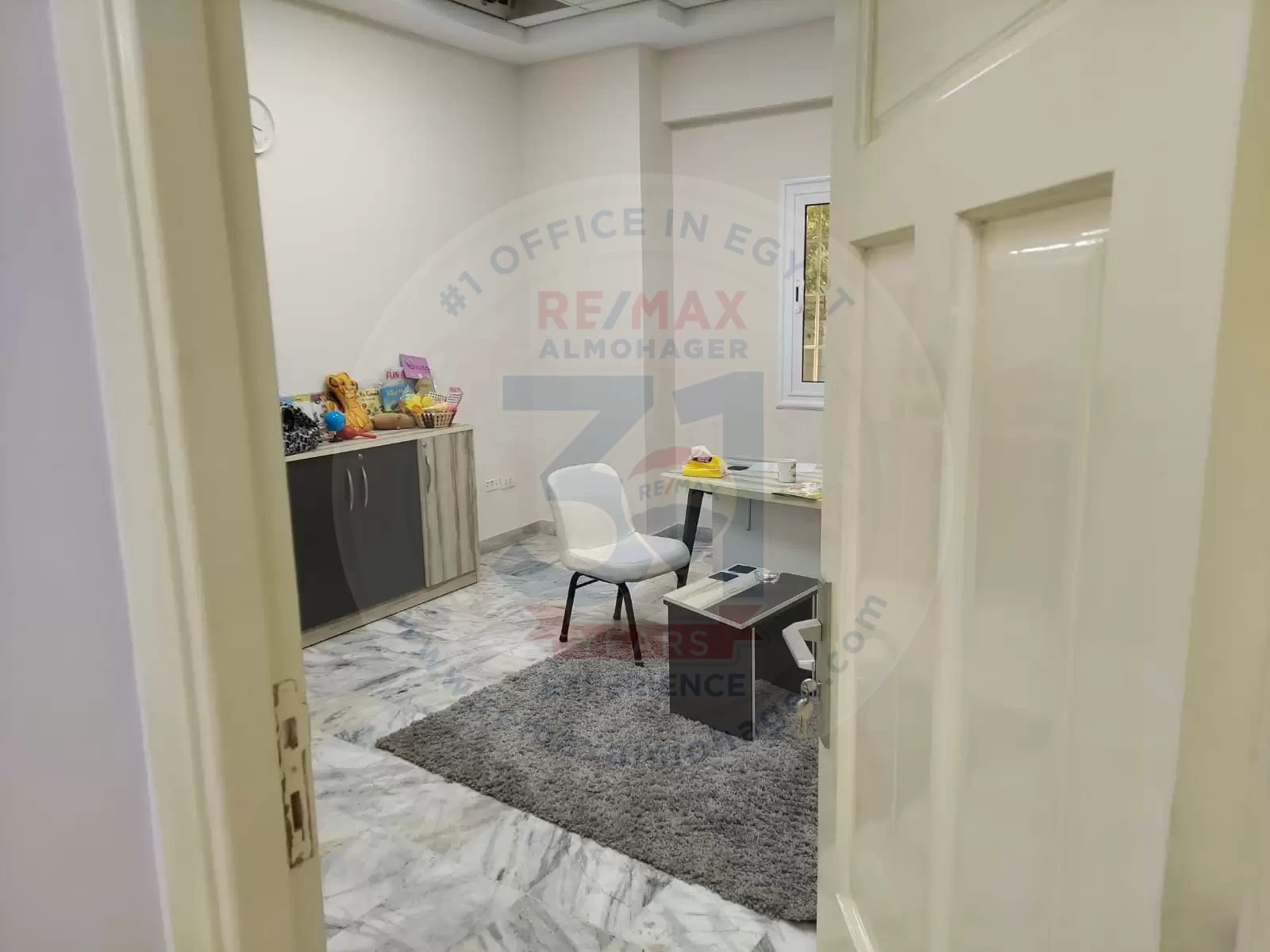 Villa for sale in Heliopolis, with an area of ​​1000 square meters, suitable for an administrative building