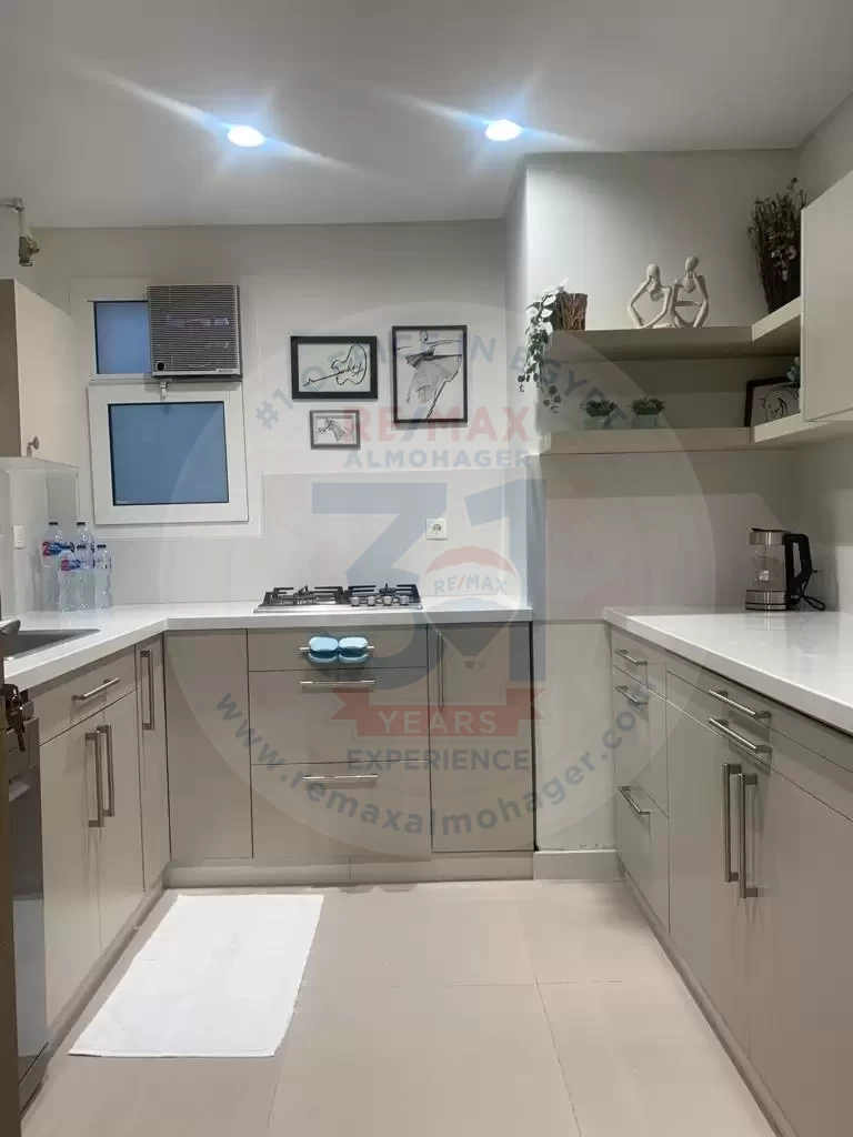 140 sqm for rent in the settlement