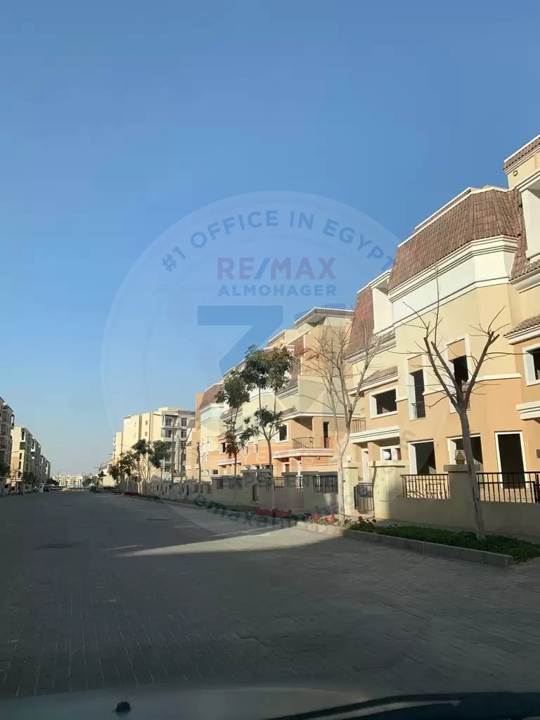 S Villa for Sale in Compound Sarai New Cairo 260m