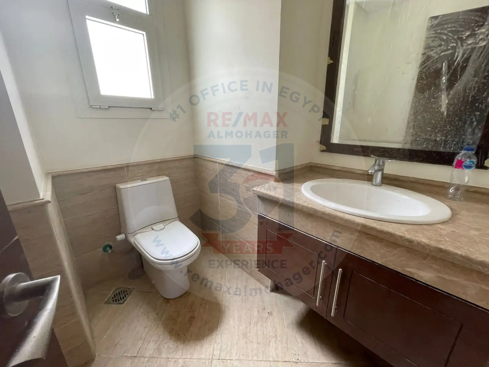 rental villa in mivida