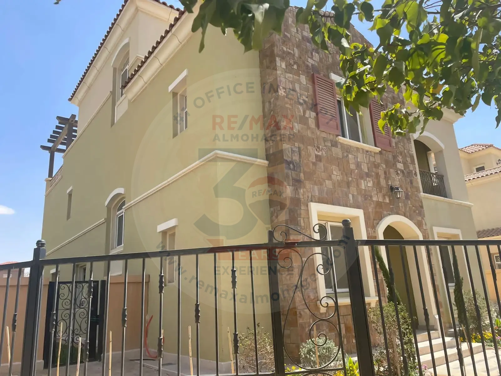 Villa for rent in Mivida, New Cairo, 650 meters