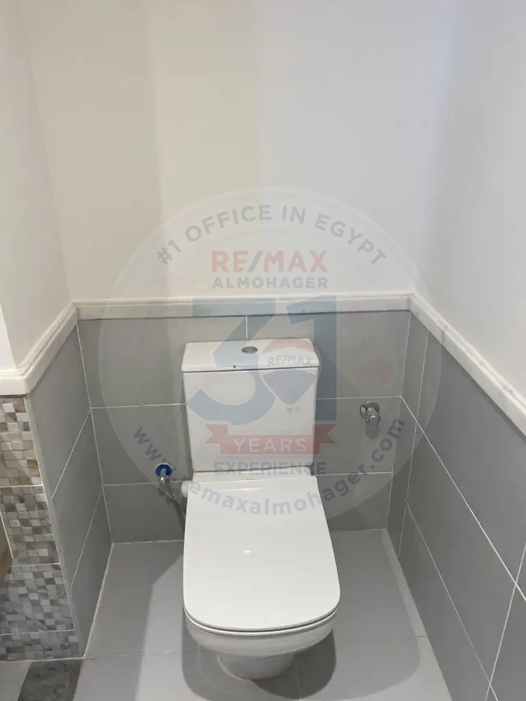 Office for Sale in One Kattameya area 159m