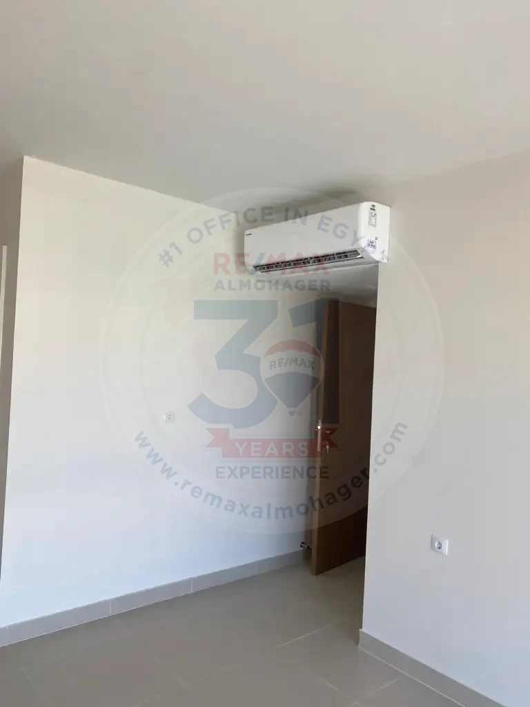 Office for Sale in One Kattameya area 159m