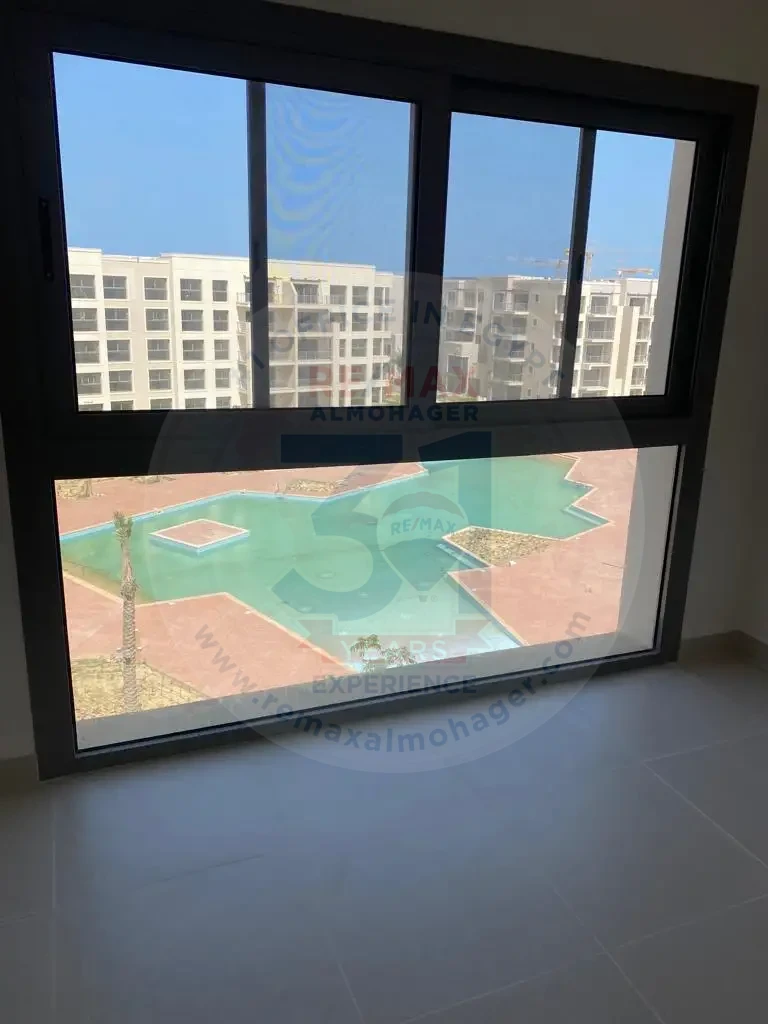 Office for Sale in One Kattameya area 159m