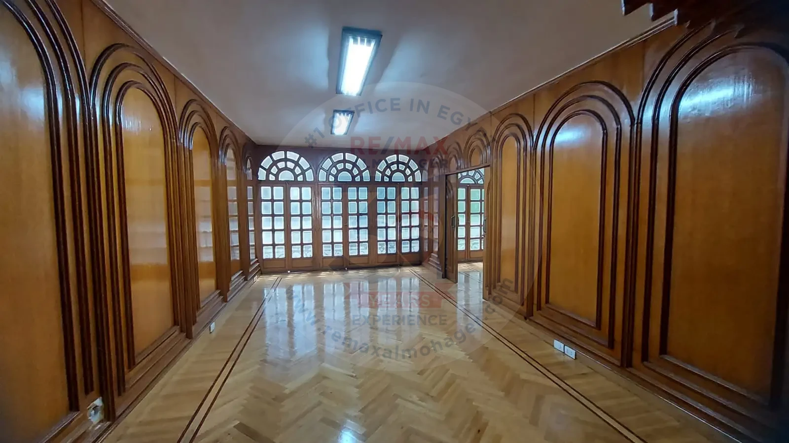 مقر اداري للايجار مرخص دوبلكس فى المعادي 500م