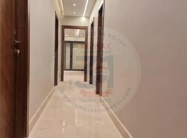 شقة كاملة التشطيب للبيع