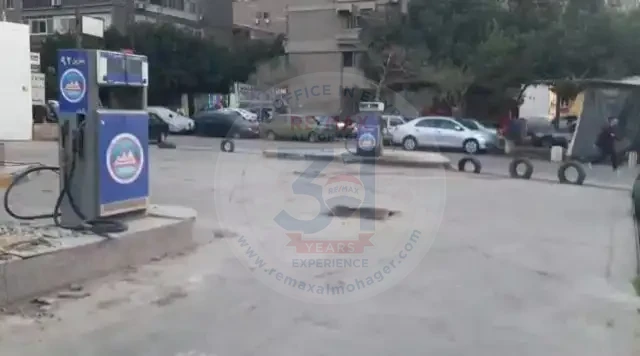 محطة بنزين للبيع