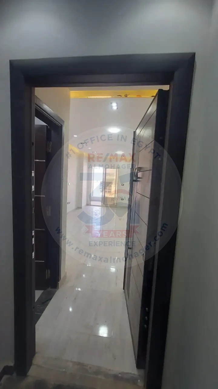 مكتب اداري للايجار في بالمعادى 150متر متشطب