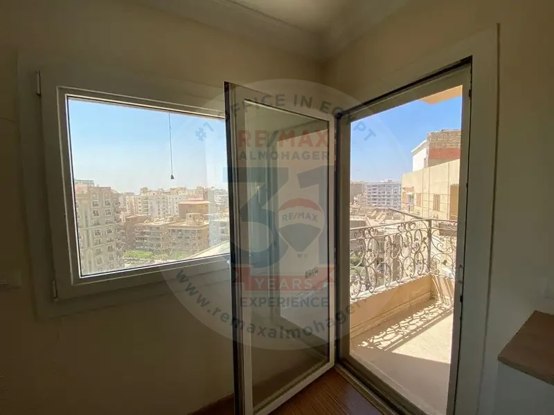 Apartment for sale with a distinctive view
