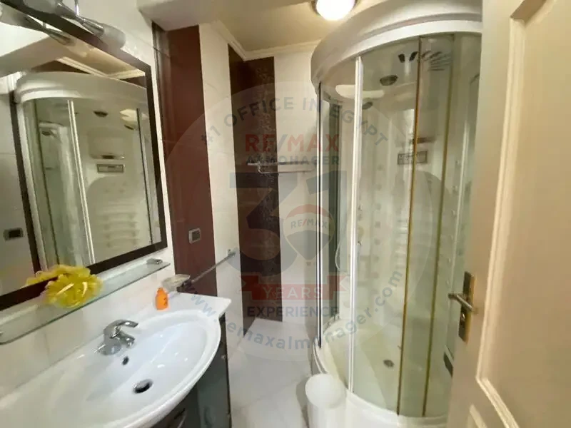 Apartment 733 sqm in Almaza district, Heliopolis
