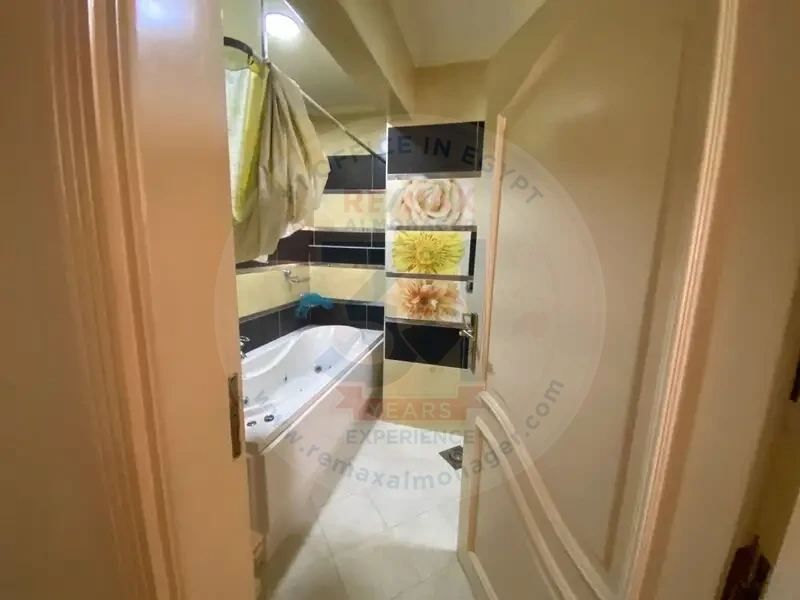 Apartment 733 sqm in Almaza district, Heliopolis
