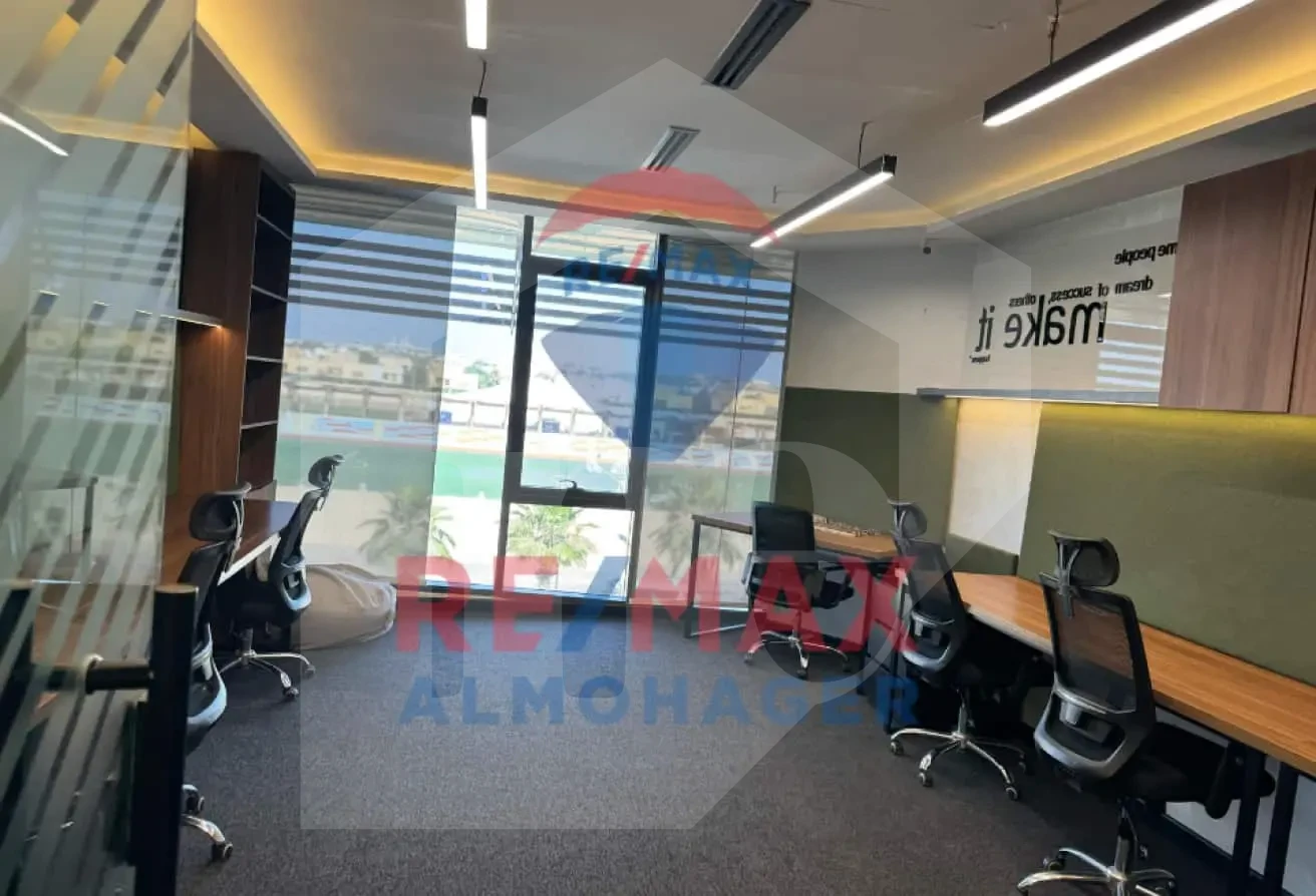 Prime Office 188 m² for Rent - The Polygon SODIC, Club View & Premium Finish