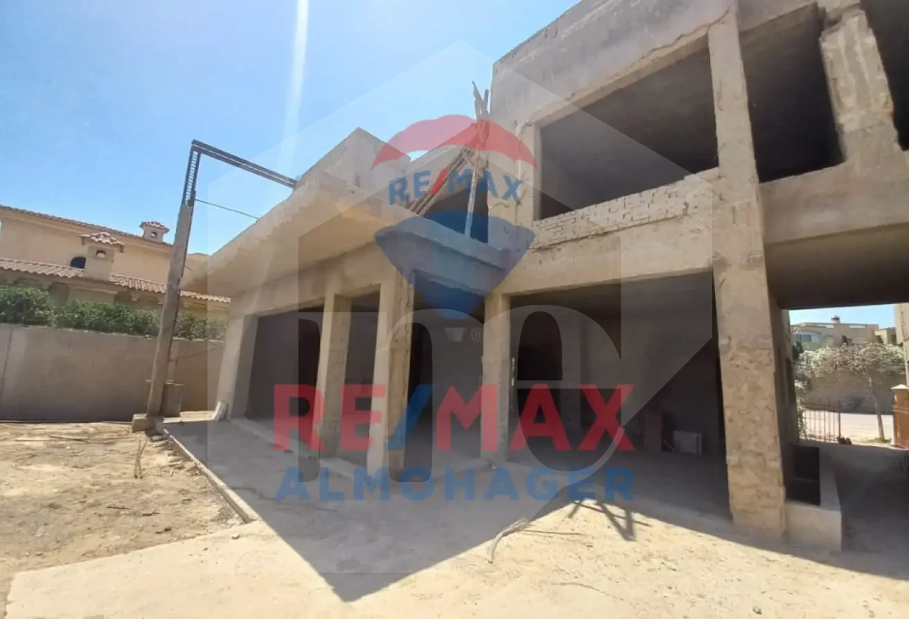 فيلا فاخرة مع مسبح في مجمع سيتي فيو السكني