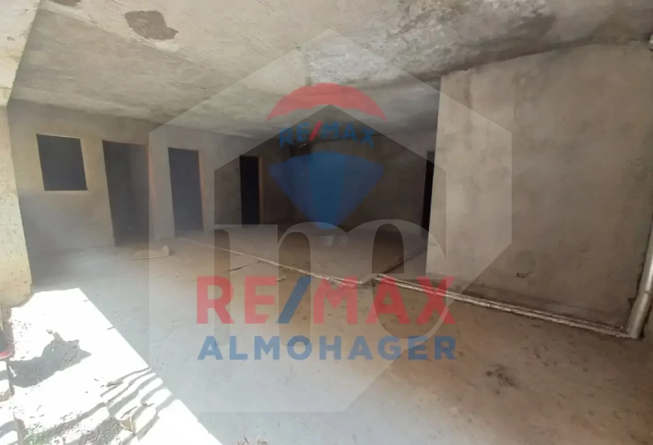 فيلا حديثة مع مسبح خاص في مجمع سيتي فيو السكني