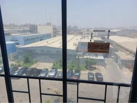 مصنع  2250 متر للايجار