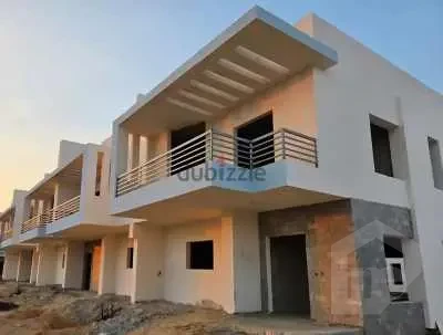 تاون هاوس 3 غرف للبيع