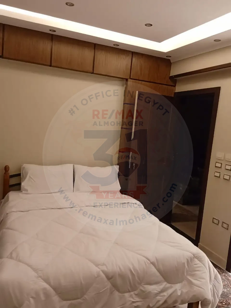Air-conditioned residential unit for rent in Al Yasmeen 4