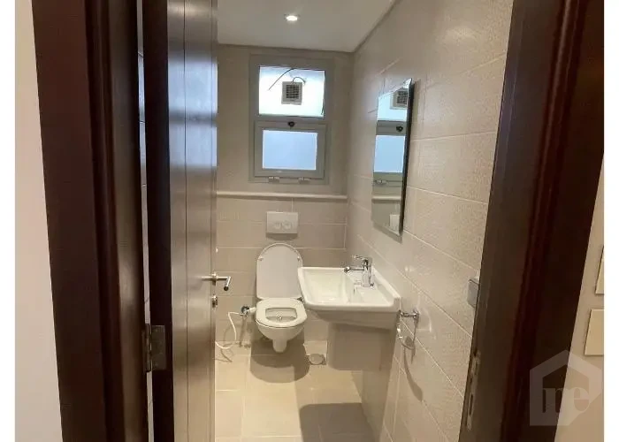 3-bedroom apartment for rent in Cairo Festival guest bathroom