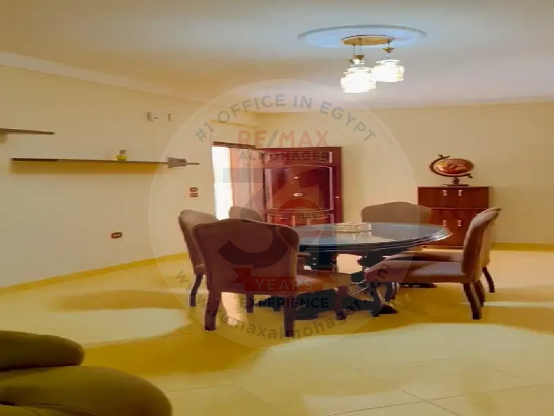 Apartment for rent in the first settlement
