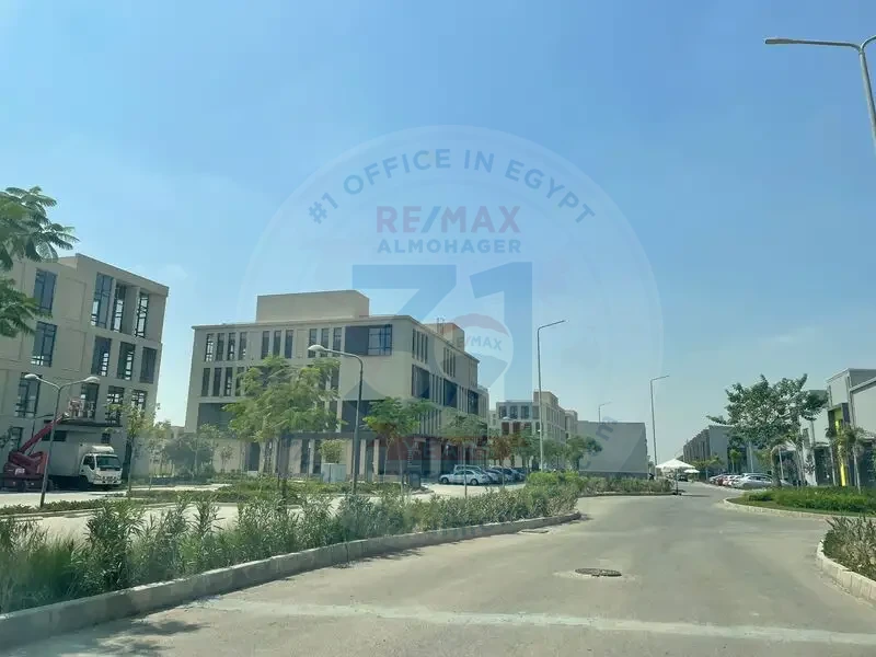 Commercial building for rent in the Fifth Settlement area