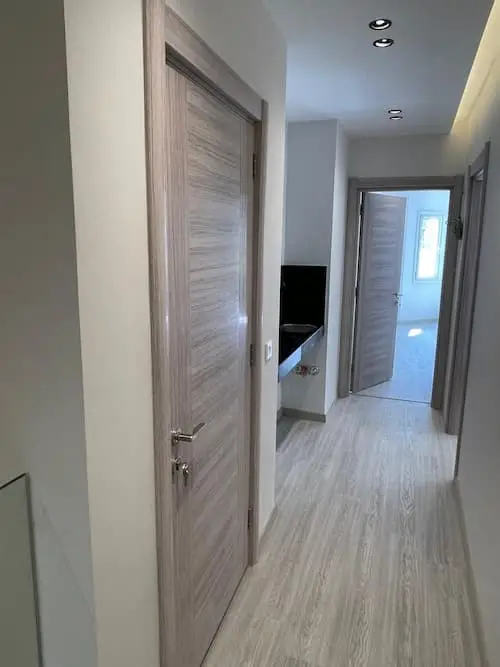 apartment 280 meters