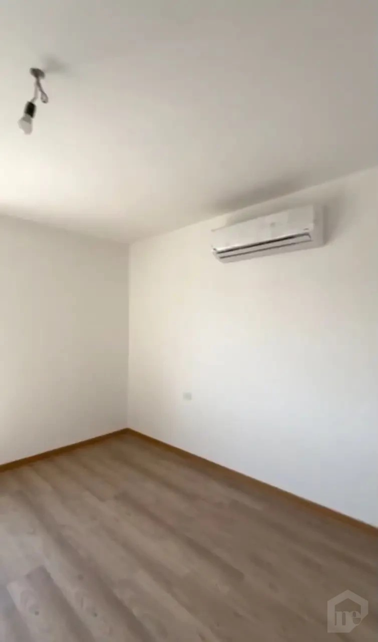 شقة كورنر 250م للإيجار في Moon Residence