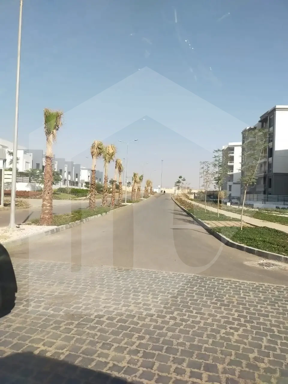 شقة للايجار فى كمبوند هايد بارك بالتكييفات